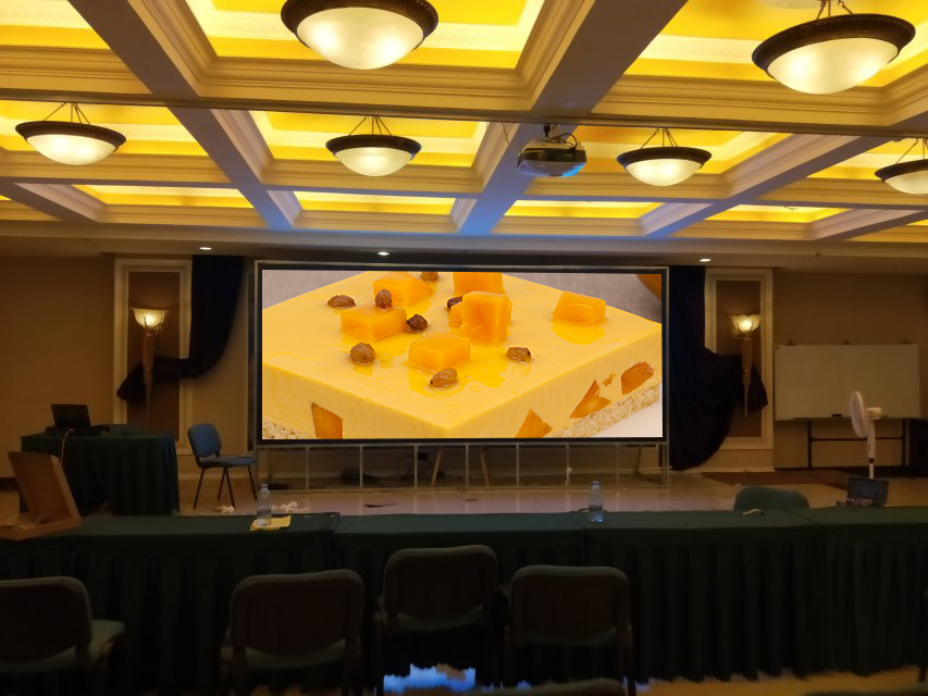 酒店室內(nèi)LED<a href=http://m.zhushasp.com/quancai/ target=_blank class=infotextkey>全彩顯示屏</a>